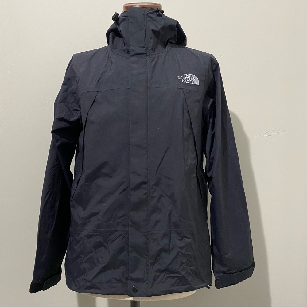 The North Face men's black mountain parka/rain jacket,  XS (Japan S)